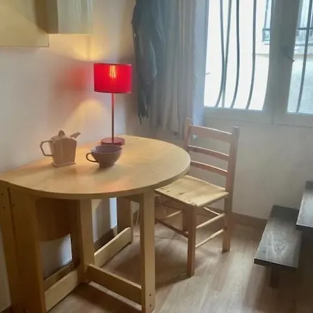 Daire Duplex Calme Au Coeur Du Marais